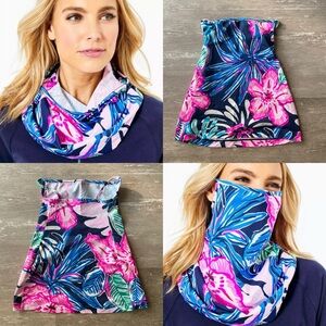 NWOT Lilly Pulitzer Neck Gaiter/Face Mask in High Tide Navy Sugar Mambo